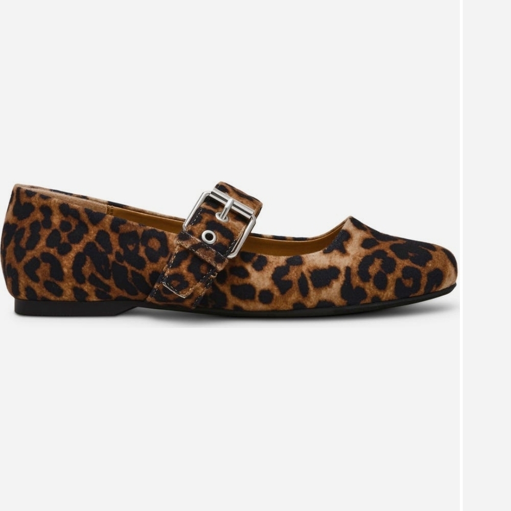 Dolce Vita Leopard Print Flats - Picture 3 of 8